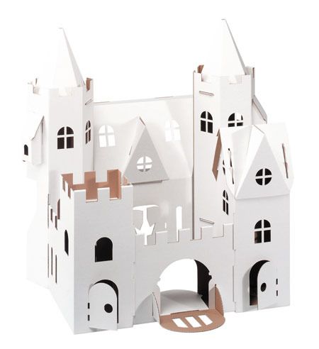 Kids cardboard castle | great gifts for 5 year olds