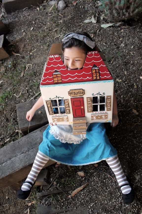 Alice in Wonderland costume with house | Cool Mom Picks