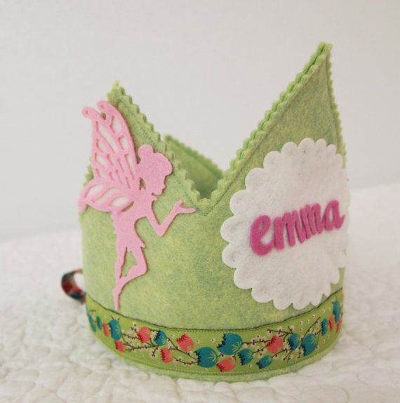 Personalized birthday crown by Mosey | Cool Mom Picks