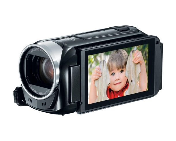 Canon Vixia HF R42 videocamera | Cool Mom Picks