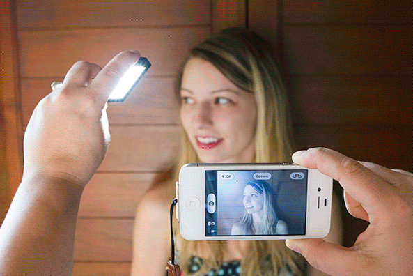 Pocket Spotlight flash for portraits | Cool Mom Tech