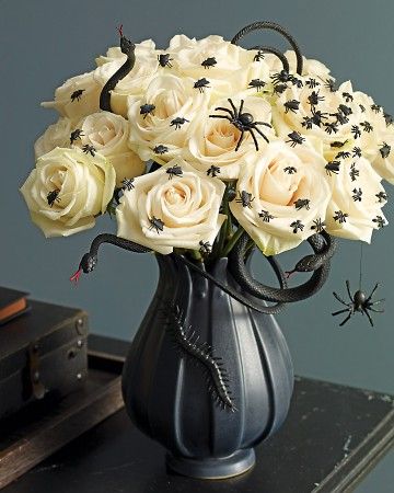 creepy halloween floral display | martha stewart