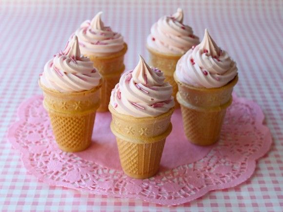 Magic Belles ice cream cone cupcakes