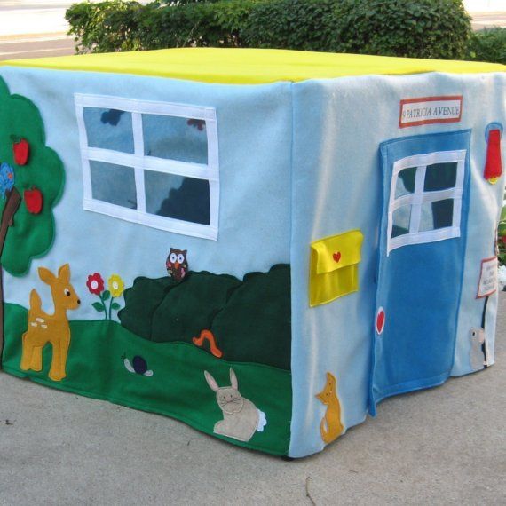 felt card table playhouse: Best gifts for a 4 year old