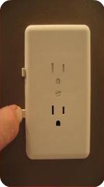 Babyproofing - Kid-E outlet covers