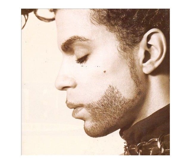 Father's Day gifts under $25: Prince: The Hits and the B-Sides on CD or MP3. 