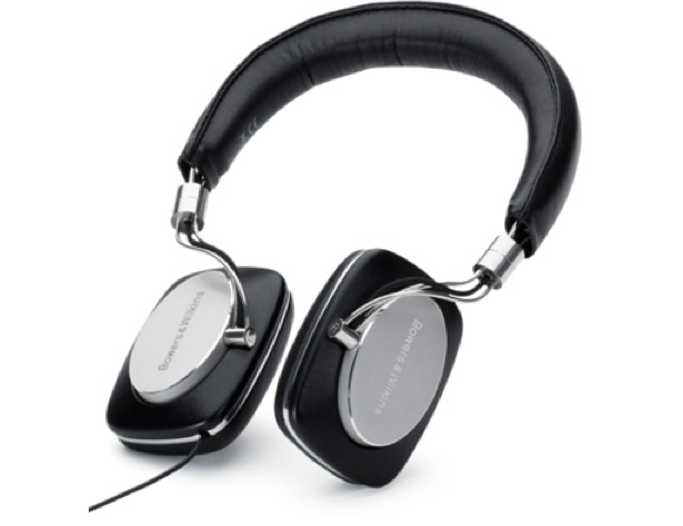 Bowers & Wilkins Noice Cancelling Headphones | Cool Mom Tech