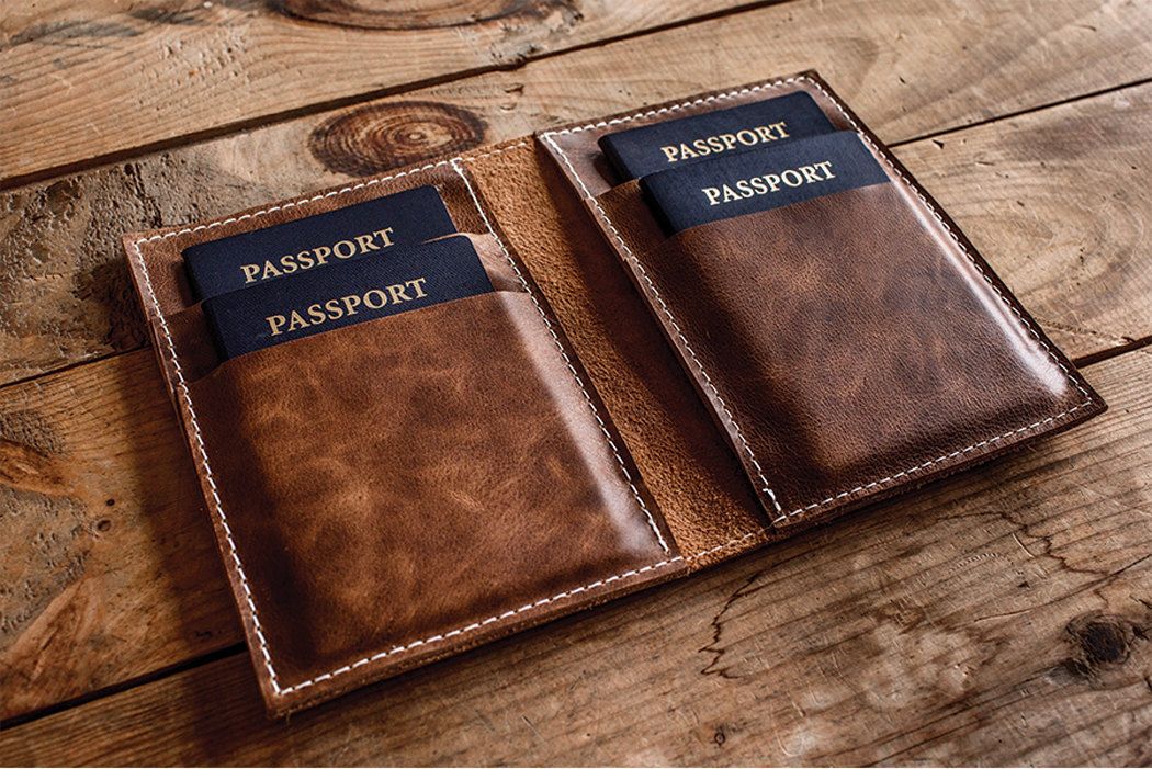 Practical Father's Day gift ideas: personalized family passport holder handmade from gorgeous leather on Etsy | Cool Mom Picks Father's Day Gift Guide 2017