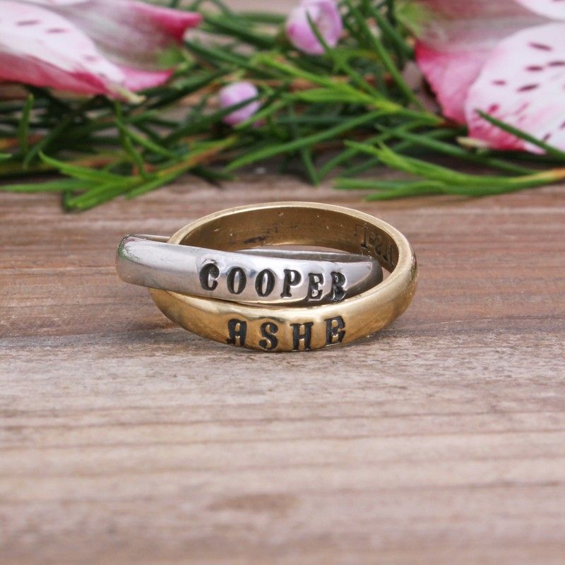 Personalized gifts for mom: Keepsake name ring sets in precious metals from Nelle & Lizzie