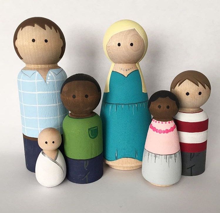 Custom Wooden Peg Doll Family at The Painted Peg : Coolest Personalized Gifts Custom Wooden Peg Doll Family | Cool Mom Picks Holiday Gift Guide 2016