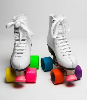 colorblock roller skates