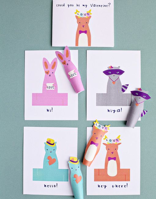 printable Valentine's finger puppet cards at Smallful