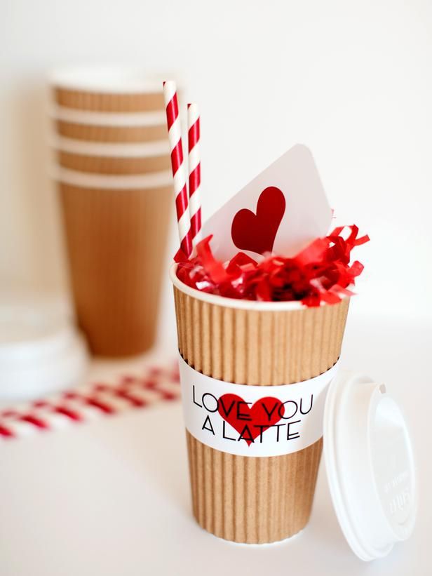 Valentine's Day Crafts: I love you a latte free printable coffee gift set | DIY Network